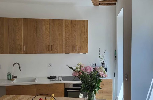 Saint-Victor Apartment | Historic Heart !Notre Dame Hideaway: Grand 175m² Townhouse with Patio