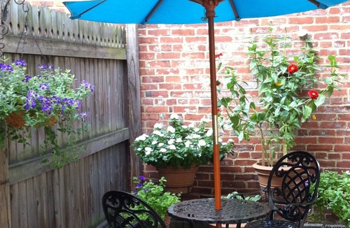 South Side Flats Apartment | Historic Home in the South Side