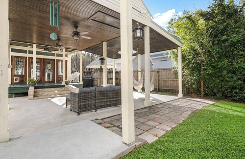 Abita Springs House | Historic Shotgun House/Walk To Town/Biking