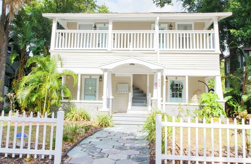Historic Uptown Apartment | Historic Uptown Vibes - 1/1 Apartment #4