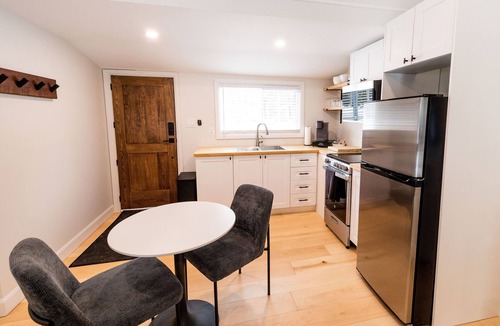 Mono Cottage | Hockley Valley Cozy Cottage
