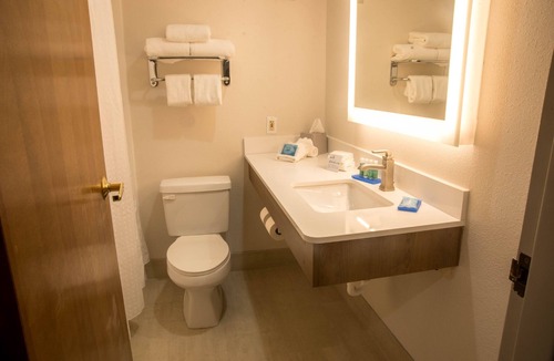 Easton Hotel | Holiday Inn Express Easton by IHG