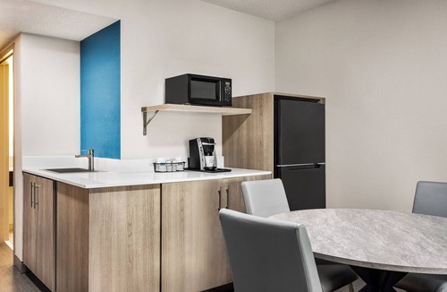 Irondale Hotel | Holiday Inn Express Hotel & Suites Birmingham-Irondale(East) by IHG