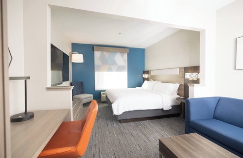 Frackville Hotel | Holiday Inn Express Hotel & Suites Frackville by IHG