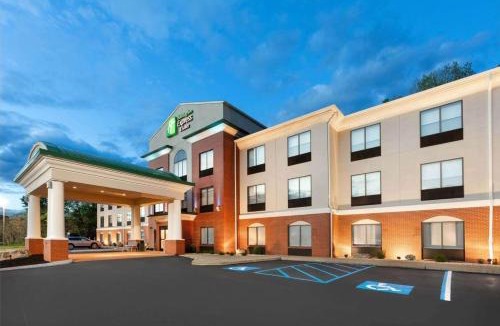 Adrian Furnace Hotel | Holiday Inn Express Hotel & Suites Dubois by IHG