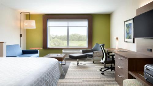 Lickdale Hotel | Holiday Inn Express Jonestown Ft Indiantown Gap by IHG