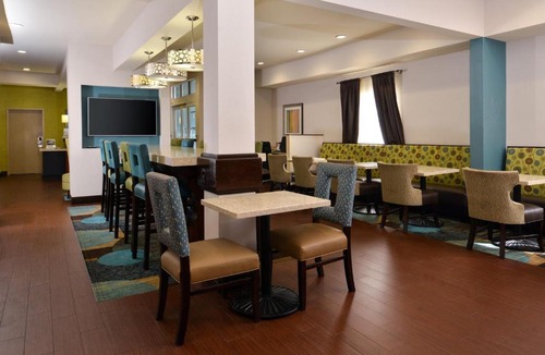Gunter Afs Hotel | Holiday Inn Express Montgomery East I-85 by IHG
