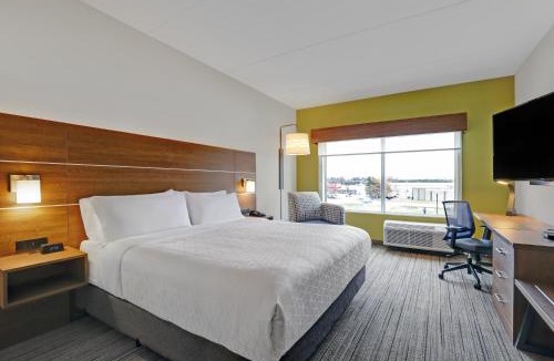Port Elgin Hotel | Holiday Inn Express & Suites - Port Elgin
