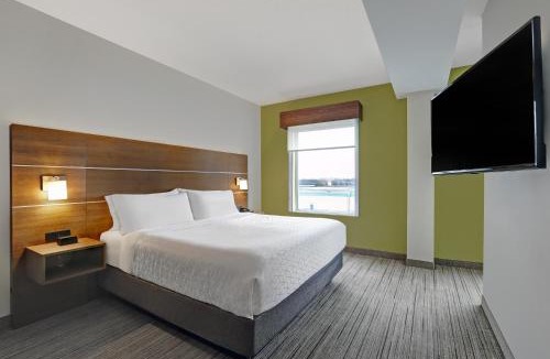 Port Elgin Hotel | Holiday Inn Express & Suites - Port Elgin