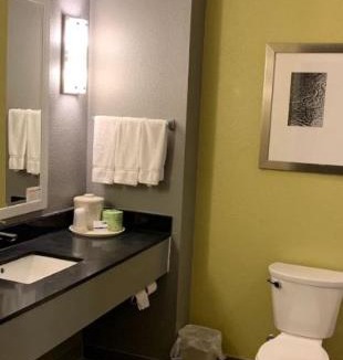 Carlisle Hotel | Holiday Inn Express & Suites Carlisle - Harrisburg Area by IHG