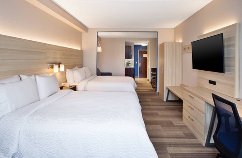 Webster Hotel | Holiday Inn Express & Suites Rochester Webster by IHG