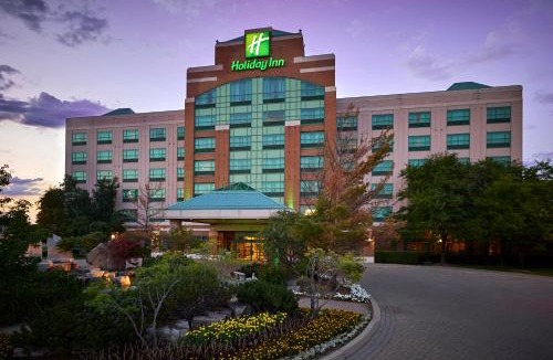 Oakville Hotel | Holiday Inn & Suites Oakville at Bronte by IHG