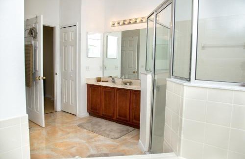 Poinciana House | Holiday Rest