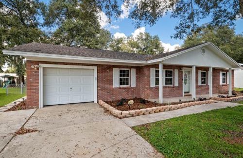 Lakeland House | hollingsworth lake spacious house