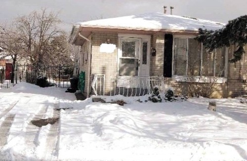 Malton House | Home away from Home-YYZ Airport