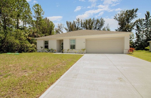 Port Malabar House | Home Away from Home ~ Full House 3 Bedrooms 2 Baths