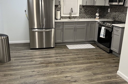 Brentwood Apartment | Home away your home where you deserve to have a good rest