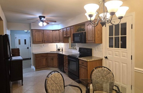 Mechanicsburg House | Home in Mechanicsburg, PA close to Carlisle, Camp Hill, Enola, Harrisburg area