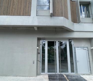 12th Arrondissement Apartment | Home in Poniatowski near Vincennes Forest