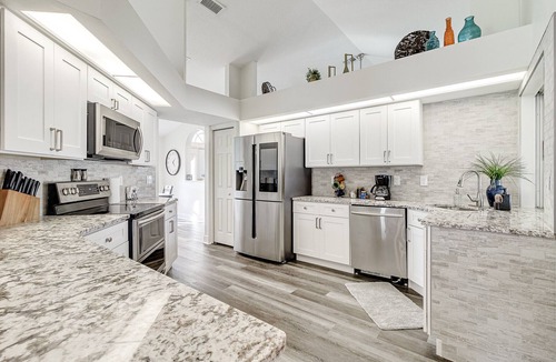 Lakeland House | Home Near Banana Lake w/Pool & Toys ~ Dogs Welcome