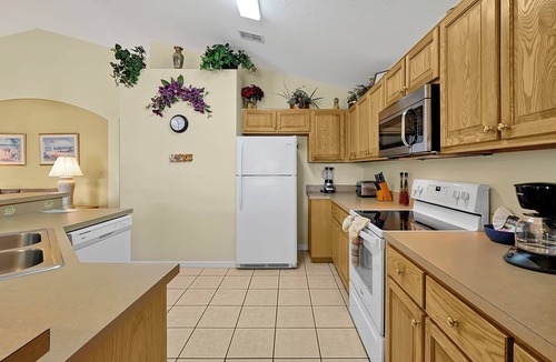 West Haven House | Home w/Private Pool, Games Room ,Disney 12 miles!