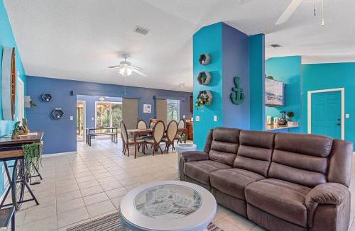 Port Charlotte House | Home with pool and canal access to ocean