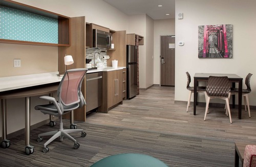 Kenner - Louis Armstrong International Airport Hotel | Home2 Suites by Hilton Kenner New Orleans Airport
