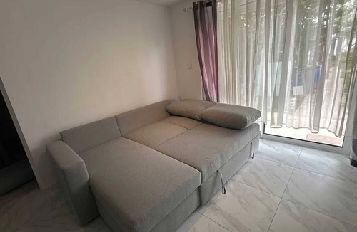 Tremblay-en-France Apartment | Homerez - Apartment in Tremblay-en-France