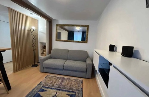 Malakoff Apartment | Homerez - Apartment in Malakoff