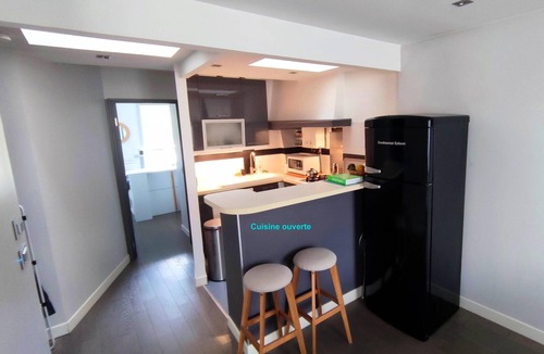 Sevres Apartment | Homerez - Modern Apartment in Sèvres - 43 sqm - Free Parking