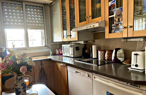 Quartier du Petit-Montrouge Apartment | Homerez - Nice apartement for 2 ppl. with balcony at Paris