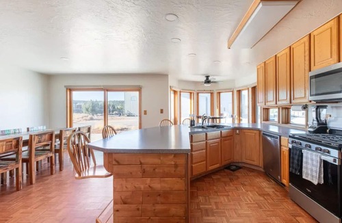 Dammeron Valley Cabin | Homestead Cabin/House 15-20 minutes North of St.George by Snow Canyon State Park