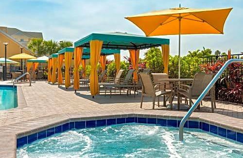 Florida Center Hotel | Homewood Suites by Hilton Orlando-Nearest to Universal Studios