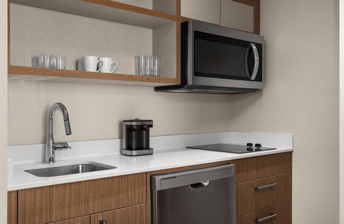 Burlington Hotel | Homewood Suites by Hilton Burlington