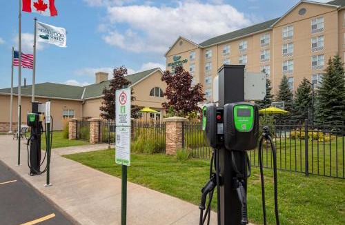 Oakville Hotel | Homewood Suites by Hilton Toronto Oakville