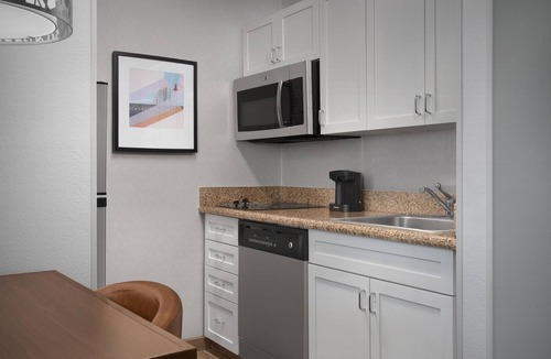 Cranford Hotel | Homewood Suites by Hilton Newark-Cranford