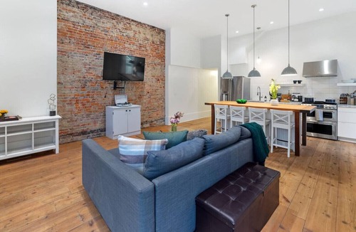 Central Northside Villa | ★HostWise Stays★ 1st Floor | No Stairs | Mexican War Streets | Free Parking