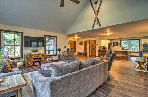 Albrightsville House | Hot Tub, Beach Access: Albrightsville Retreat!