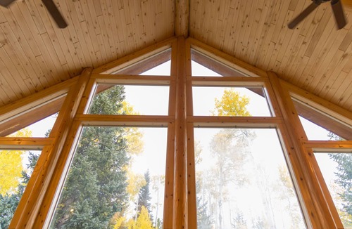 Mammoth Creek Cabin | Hot Tub+Fire pit under the stars at Panguitch Lake
