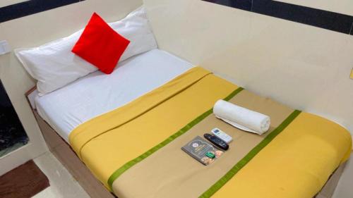 Vile Parle House | Hotel Angels Inn By Glitz Hotels