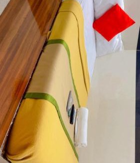Vile Parle House | Hotel Angels Inn By Glitz Hotels