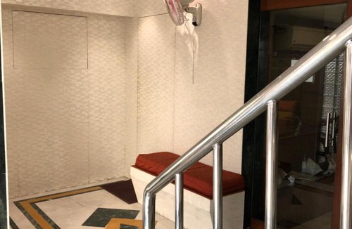 Wellington Pier Hotel | Hotel Antique - Colaba