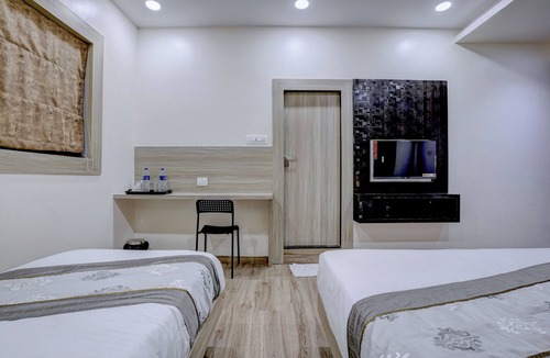 Santacruz West Hotel | HOTEL ARTS INTERNATIONAL