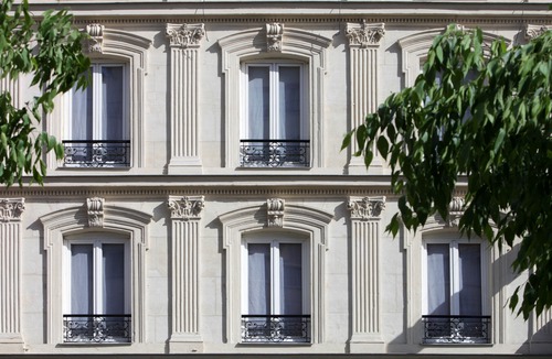 Suresnes Hotel | Hotel Atrium