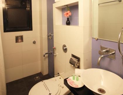 Vile Parle East Hotel | Hotel Columbus