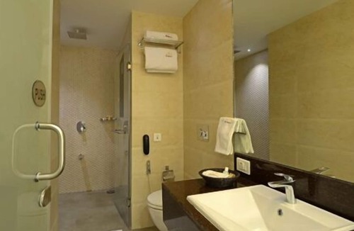 Belapur Hotel | Hotel Grande 51