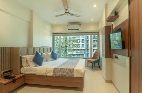 Grant Road Hotel | Hotel Kalpana Palace, Mumbai