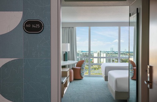 Florida Center Hotel | Hotel Landy Orlando Universal Blvd., a Tribute Portfolio Hotel