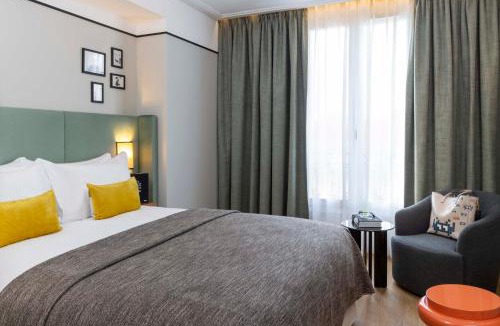 Neuilly-sur-Seine Hotel | Hotel Le 37 Bis