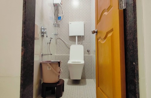 J B Nagar Hotel | HOTEL M R STAY